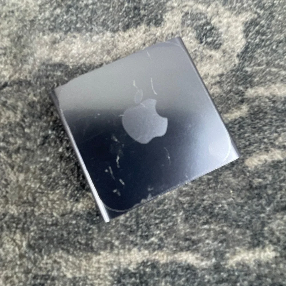 Apple iPod Nano 6th Generation Metallic Tested Works Good Scuff On Back Clip